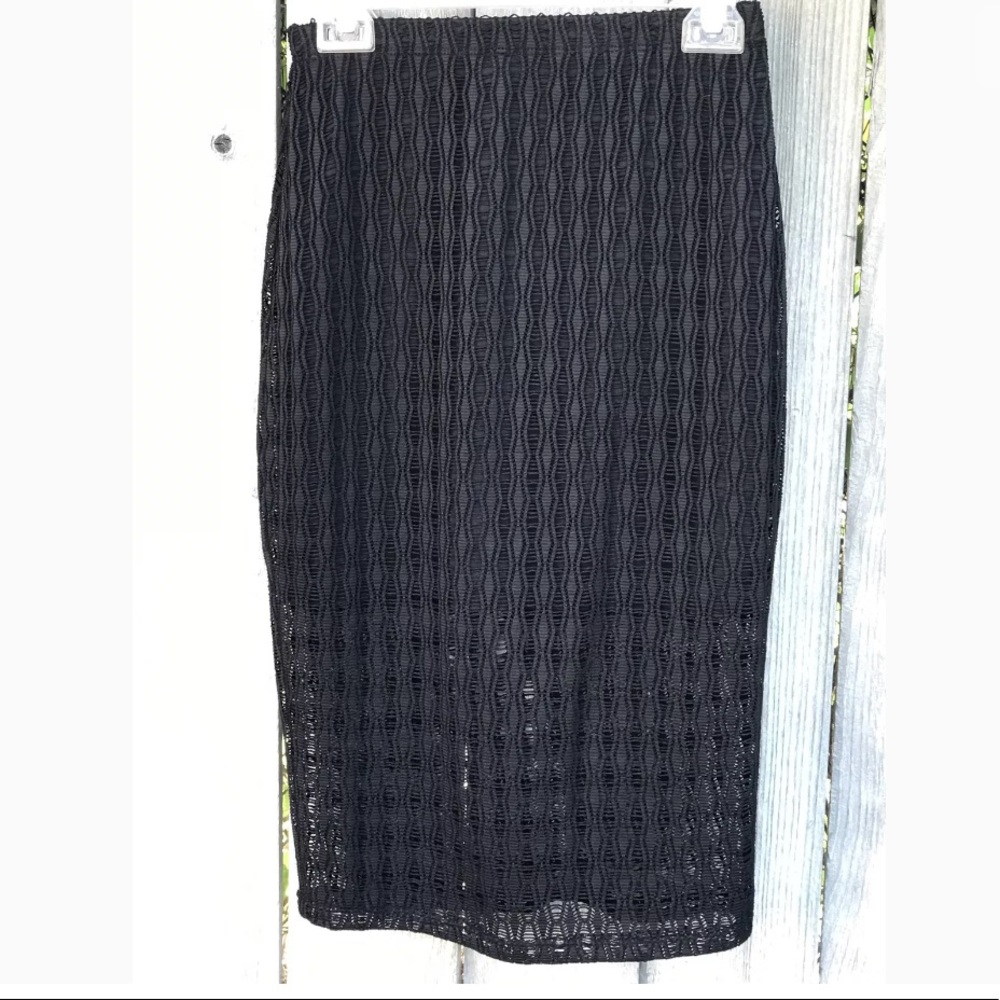 Wayf Textured Jacquard Black Skirt Small